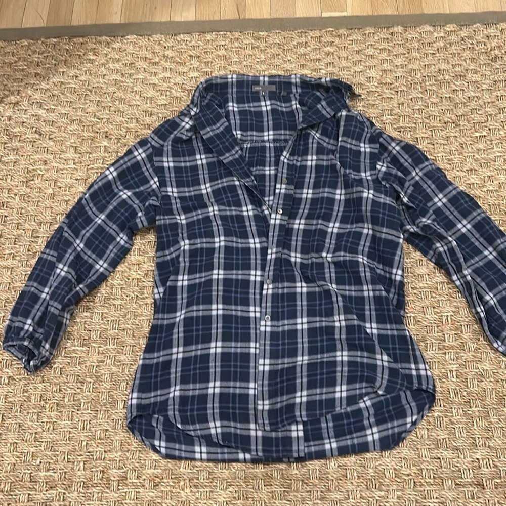 VINCE blue and white oversized flannel